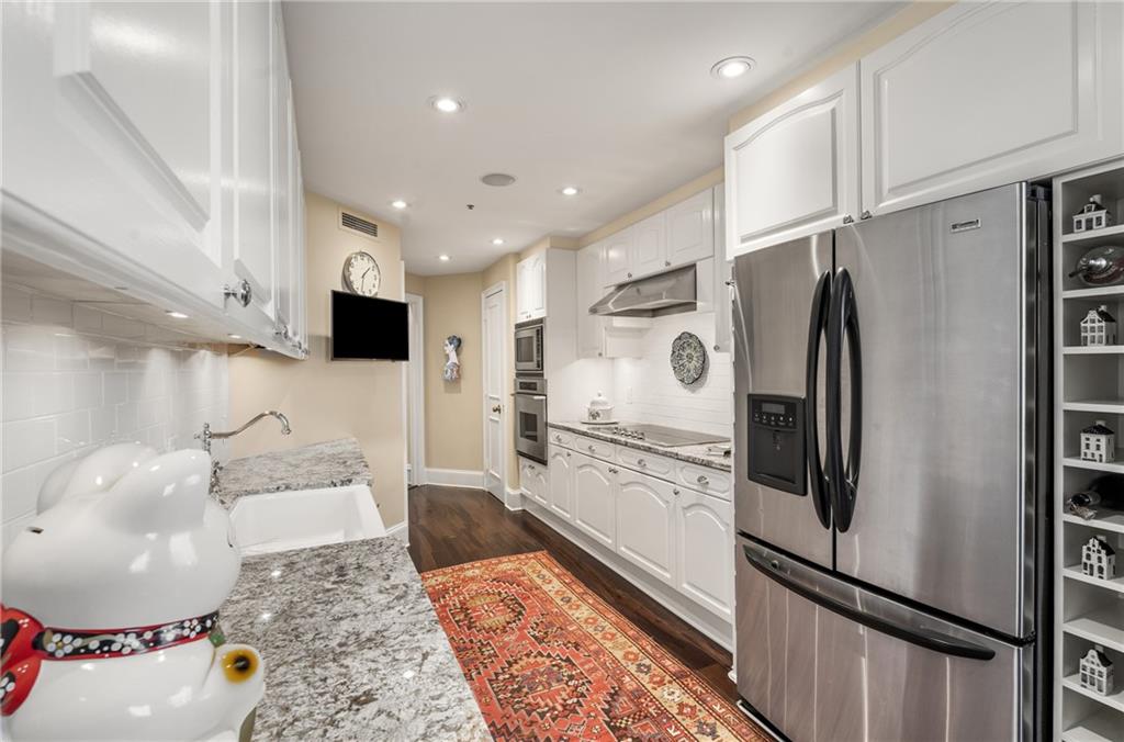 2660 Peachtree Road NW Unit 11G