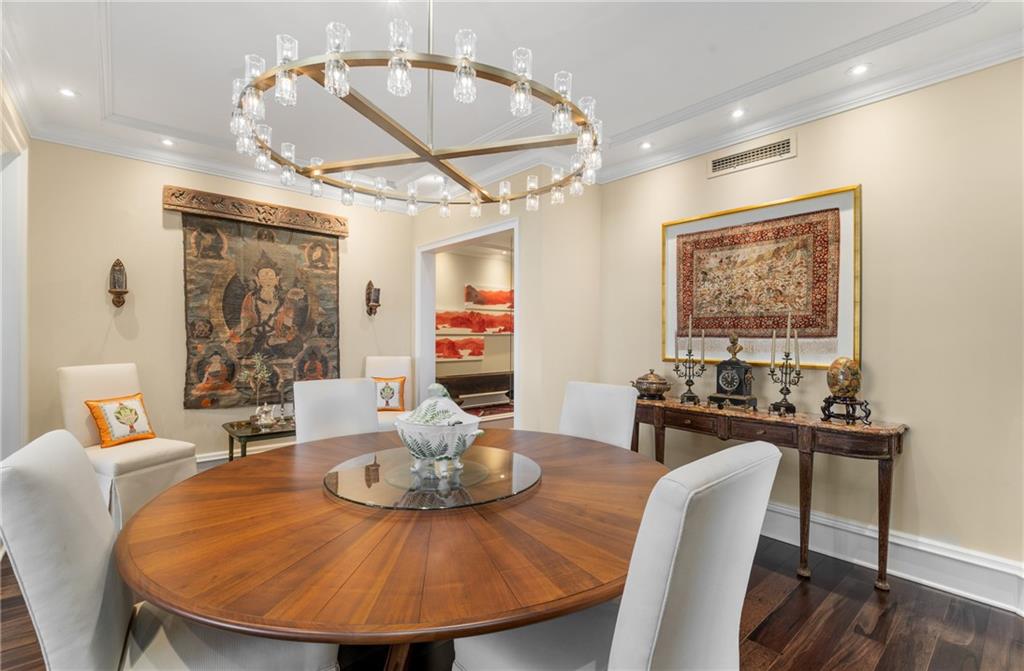 2660 Peachtree Road NW Unit 11G