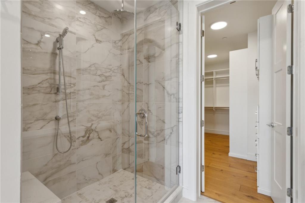 2425 Peachtree Road NE Unit 403