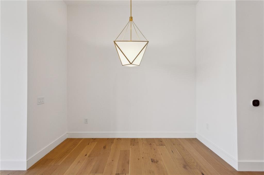 2425 Peachtree Road NE Unit 403