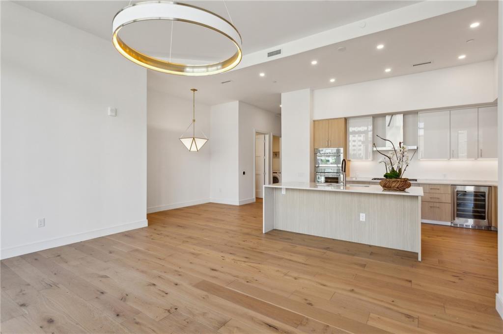 2425 Peachtree Road NE Unit 403