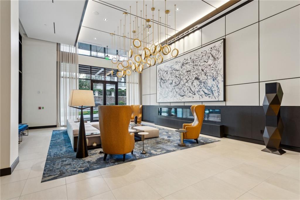 2425 Peachtree Road NE Unit 403