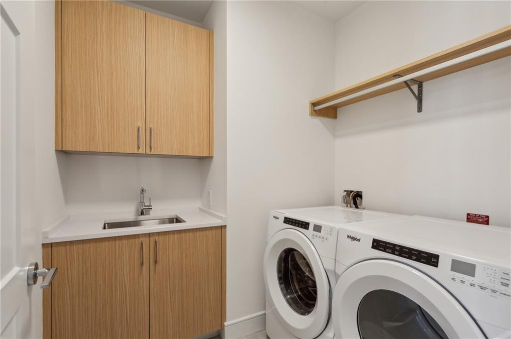 2425 Peachtree Road NE Unit 403
