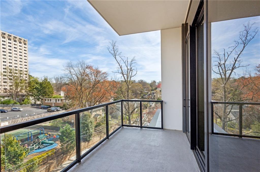 2425 Peachtree Road NE Unit 403