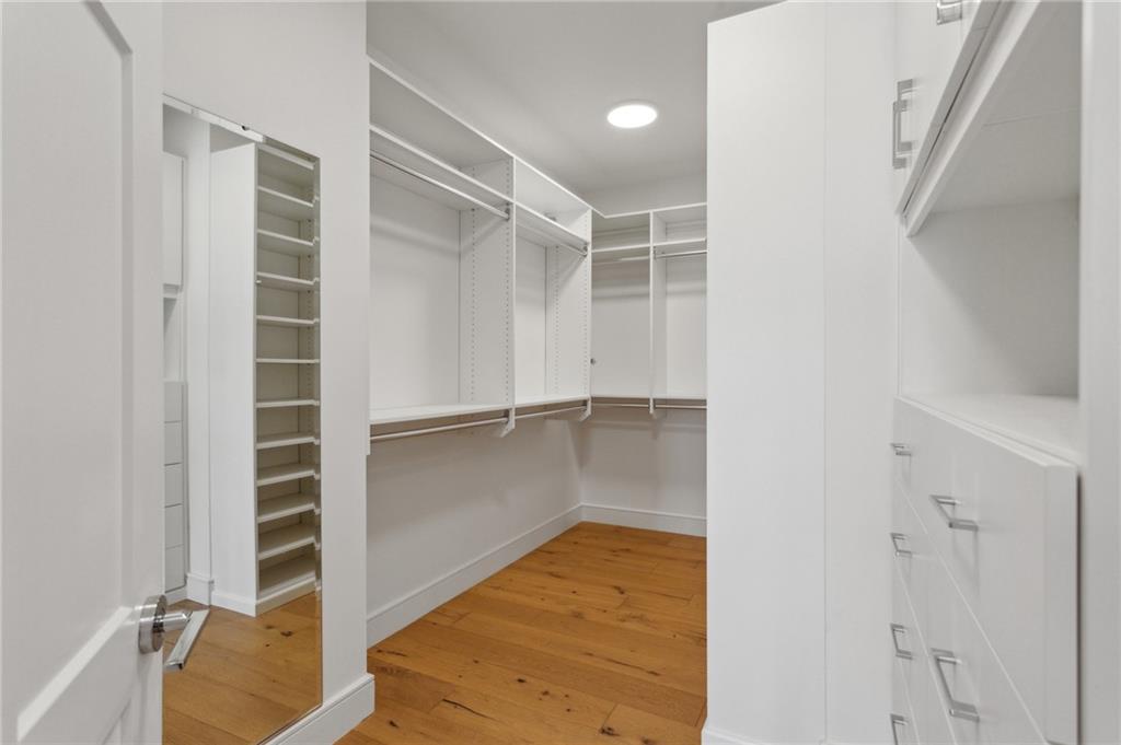 2425 Peachtree Road NE Unit 403