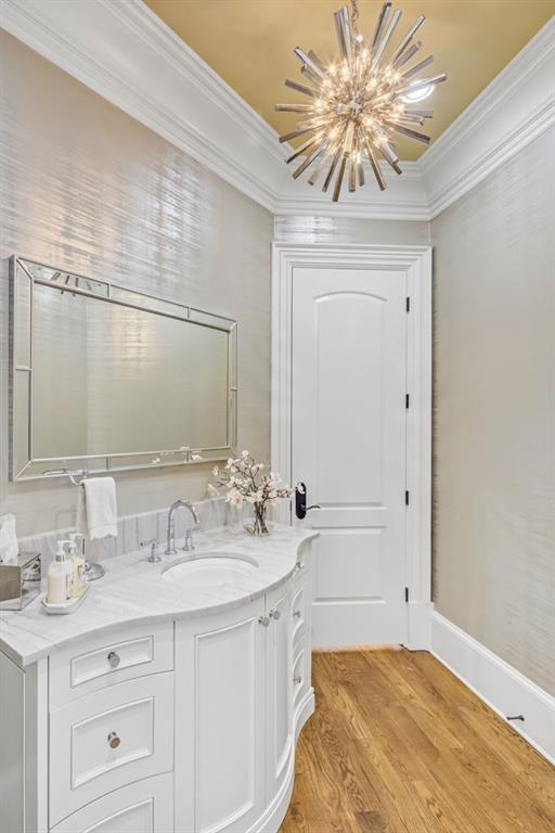 3594 Tuxedo Court NW