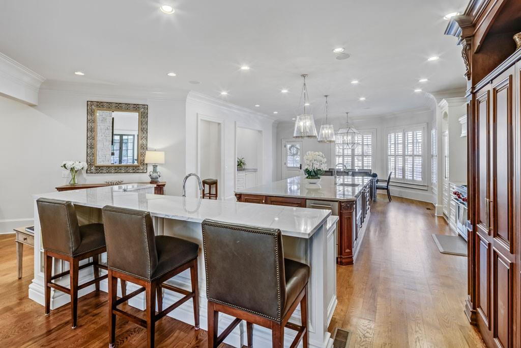 3594 Tuxedo Court NW