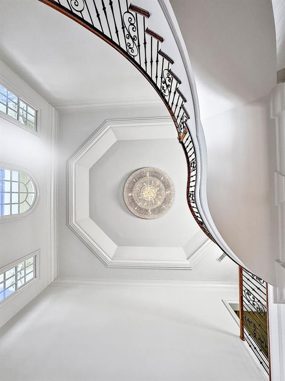 3594 Tuxedo Court NW