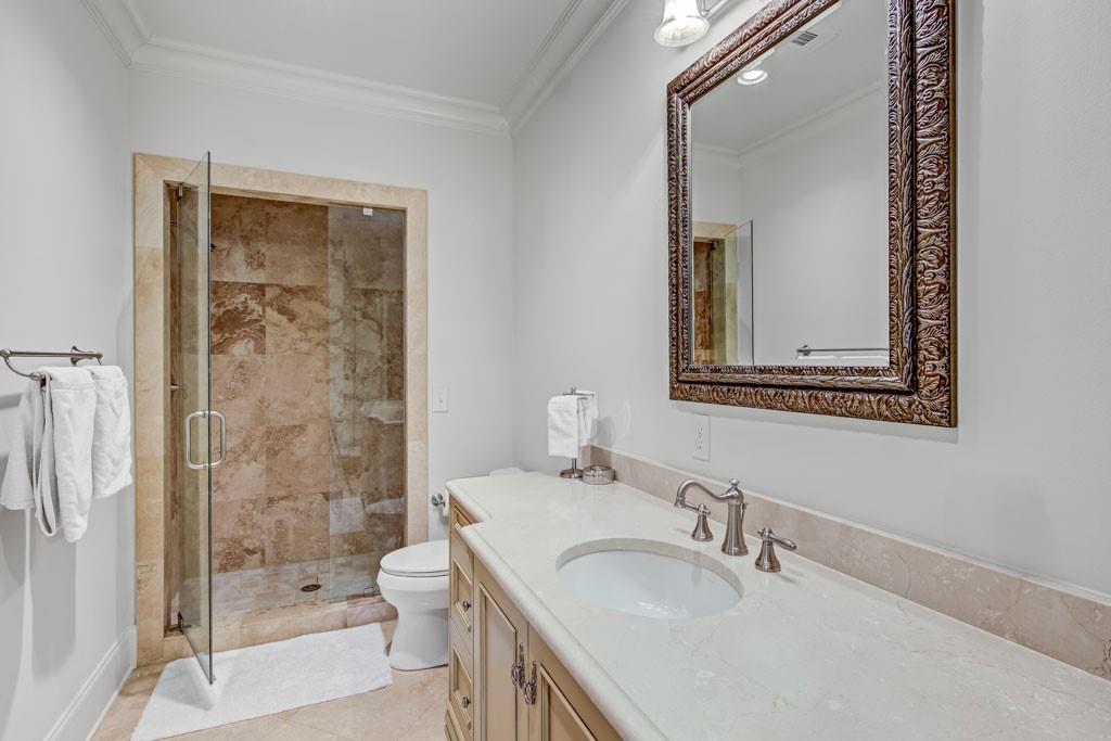 3594 Tuxedo Court NW