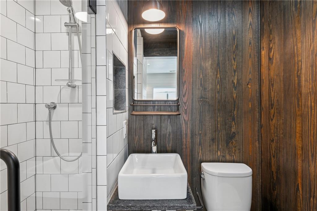 1433 Carroll Drive NW, unit #3 Drive NW