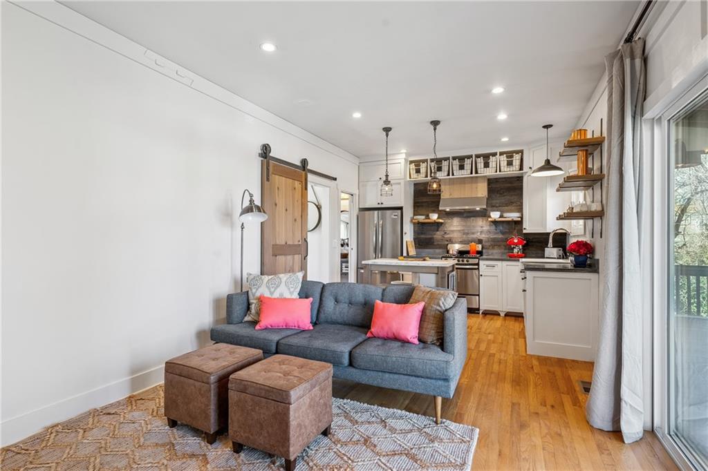 1433 Carroll Drive NW, unit #3 Drive NW
