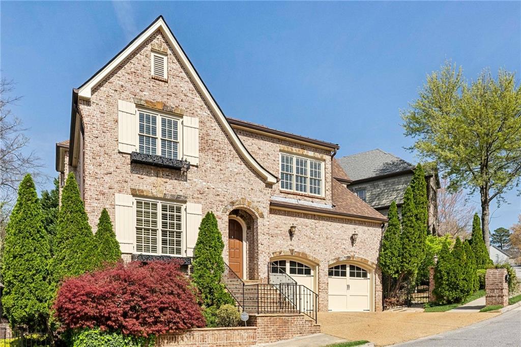 1820 Buckhead Valley Lane NE