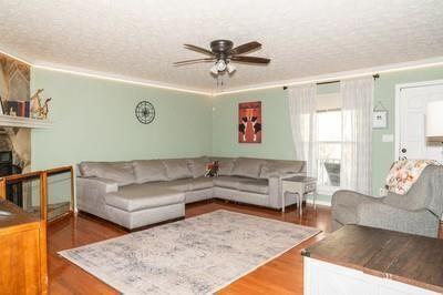 103 New Hood Road