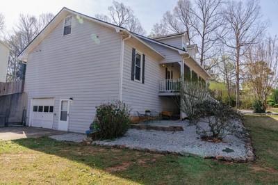 103 New Hood Road