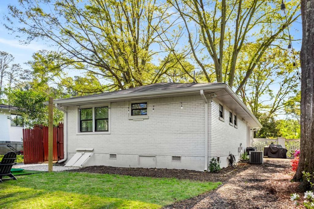 2322 Poplar Springs Drive NE
