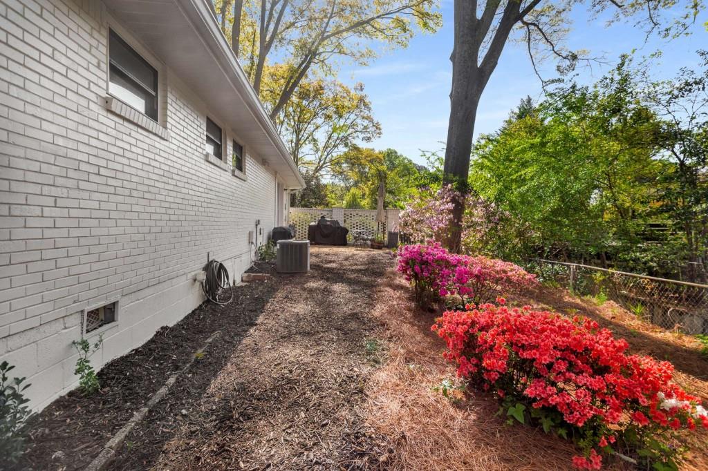 2322 Poplar Springs Drive NE