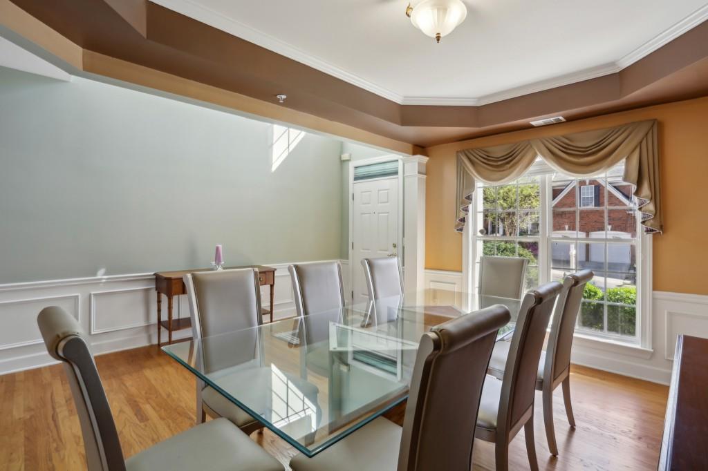 132 Westchester Drive SE