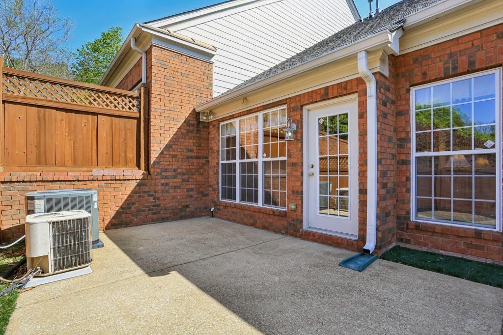 132 Westchester Drive SE
