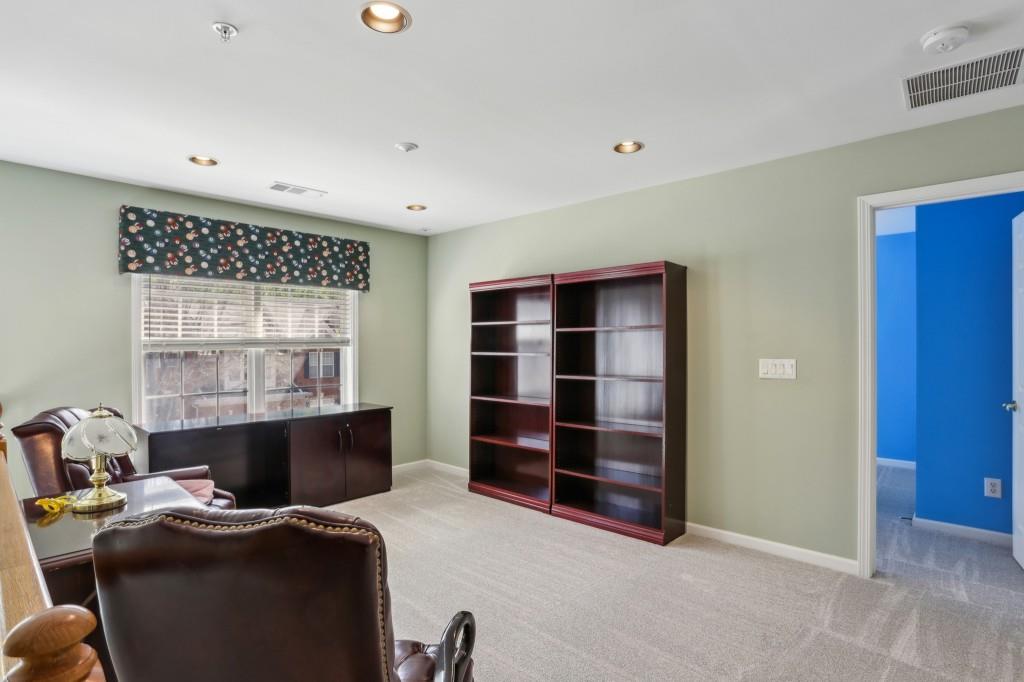 132 Westchester Drive SE