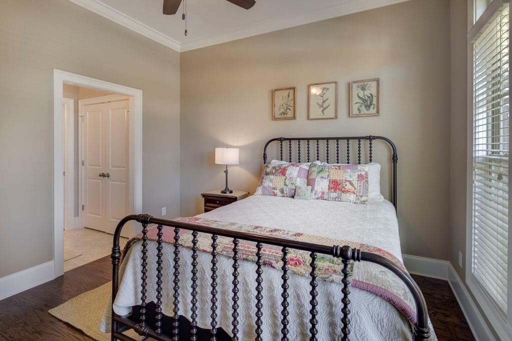 314 Lakeside Trace