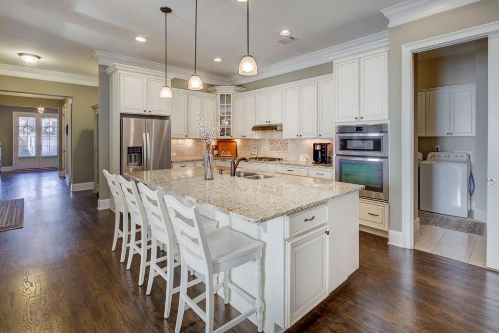 314 Lakeside Trace