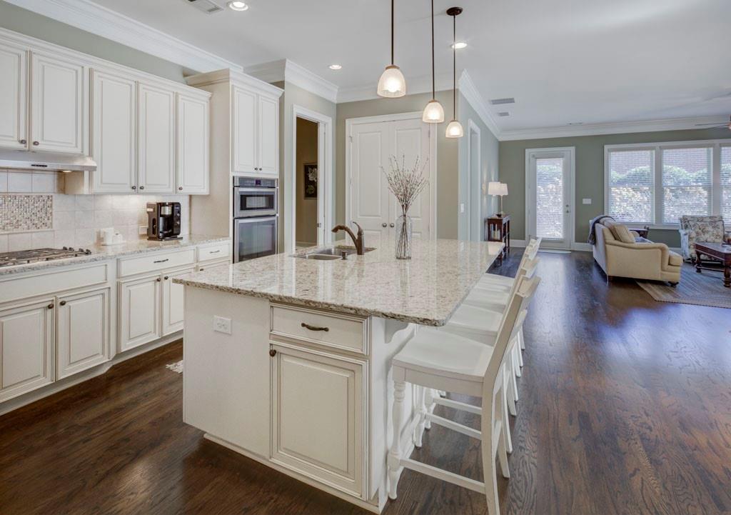 314 Lakeside Trace