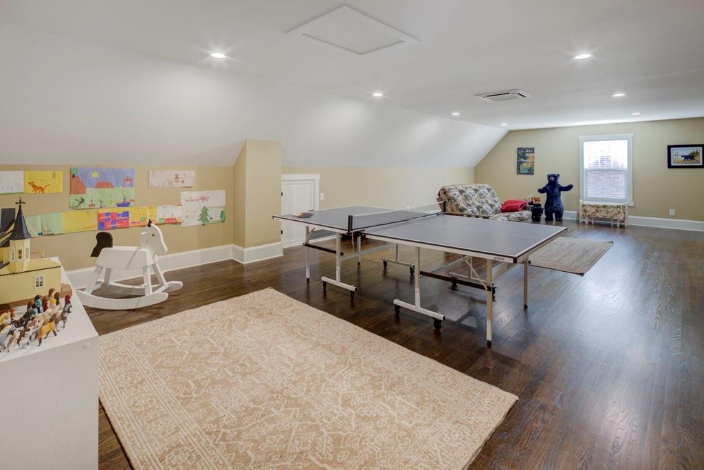 314 Lakeside Trace