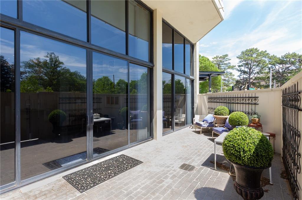 2660 Peachtree Road NW Unit 4G