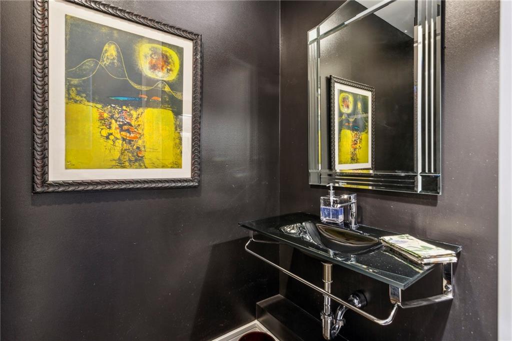 2660 Peachtree Road NW Unit 4G