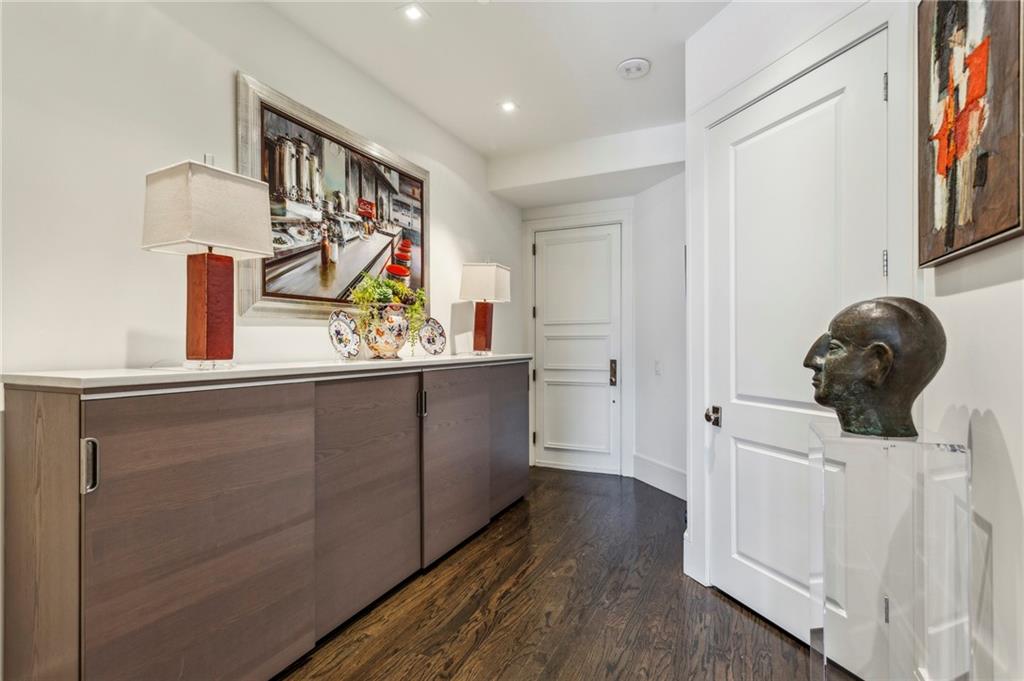 2660 Peachtree Road NW Unit 4G