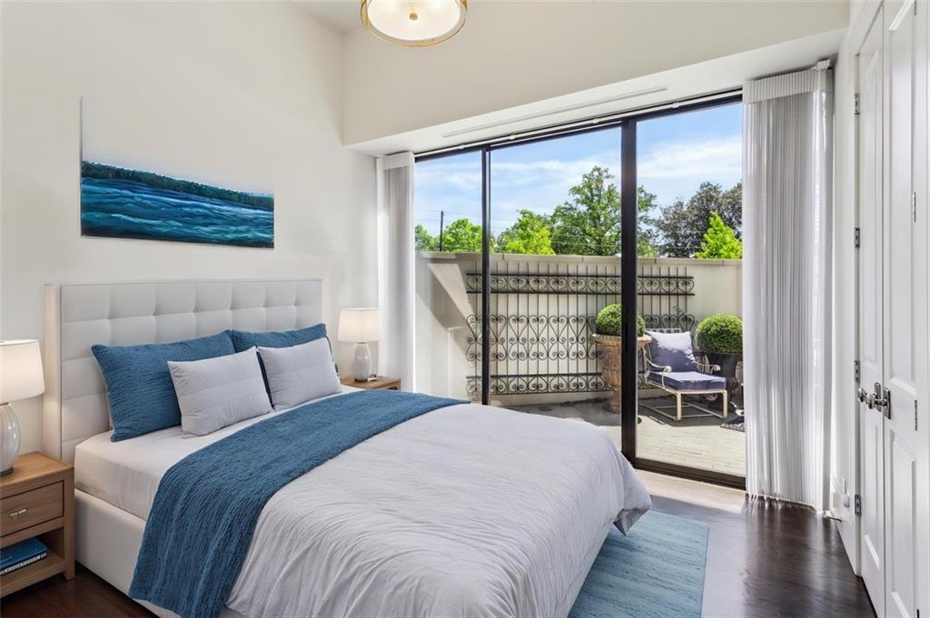 2660 Peachtree Road NW Unit 4G