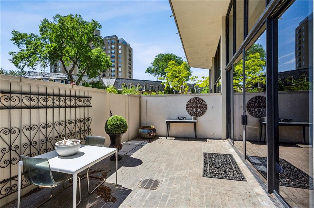 2660 Peachtree Road NW Unit 4G