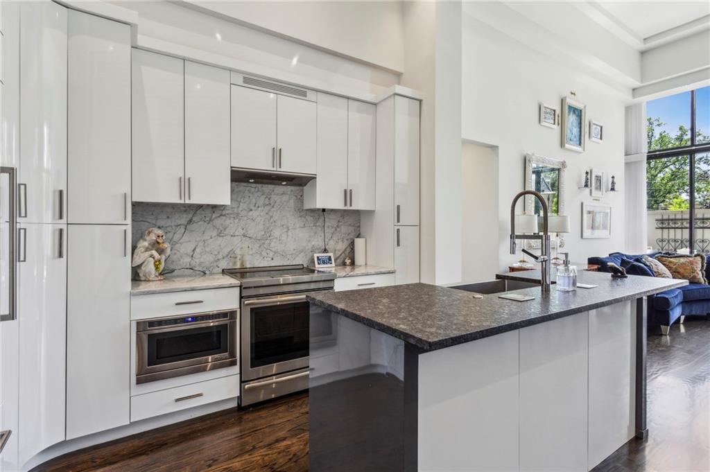 2660 Peachtree Road NW Unit 4G