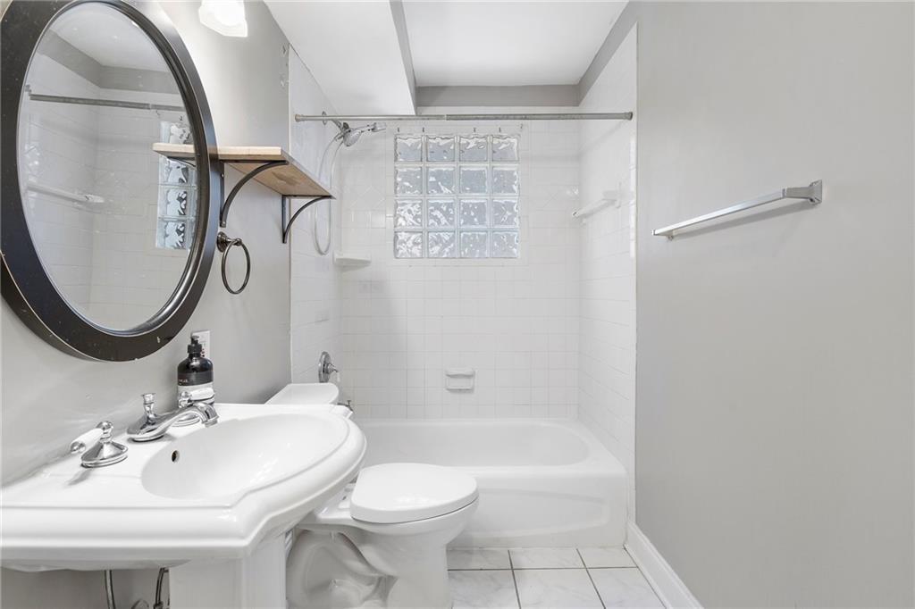 974 Greenwood Avenue NE Unit 6