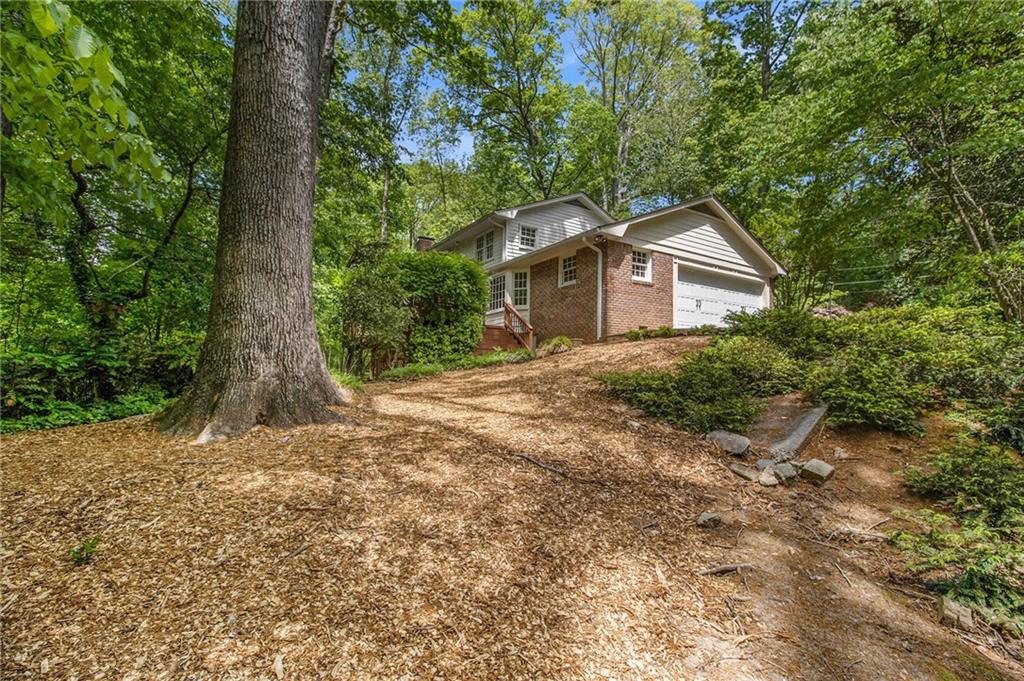 4111 Mcclatchey Circle NE