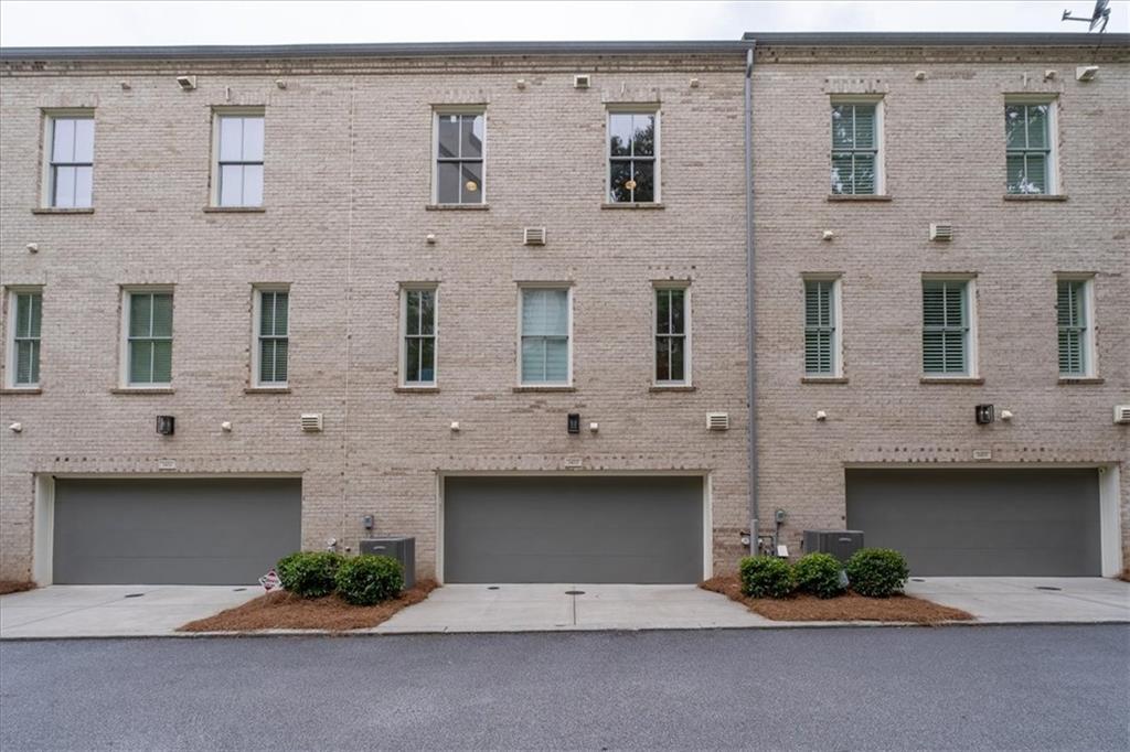 3433 Landen Pine Court NE
