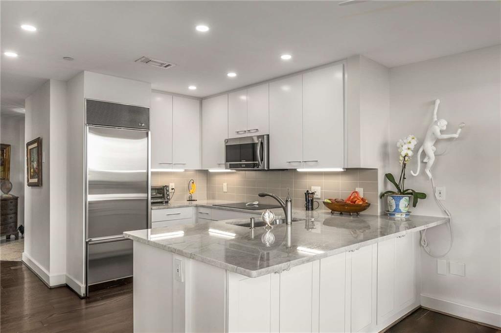 700 Park Regency Place NE Unit 1407