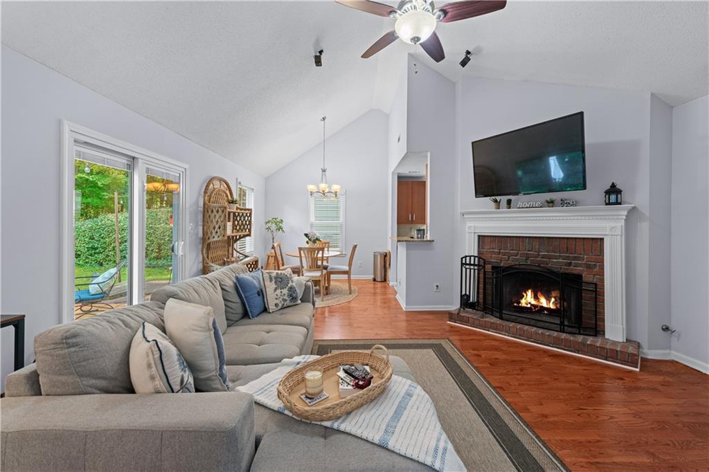 732 S Fairfield Drive