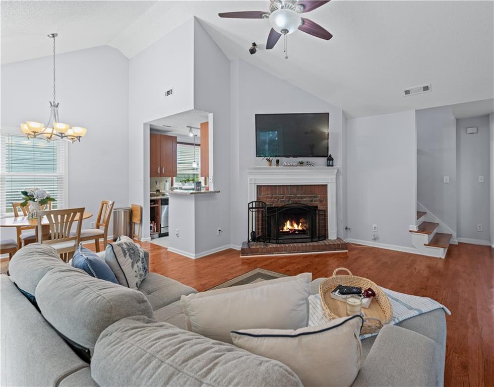 732 S Fairfield Drive