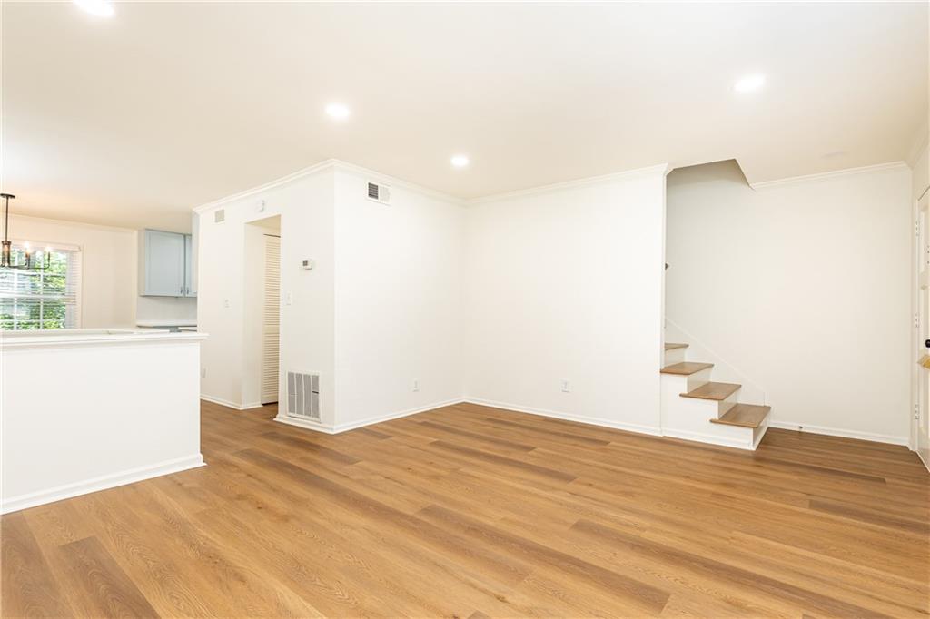 6109 Park Avenue