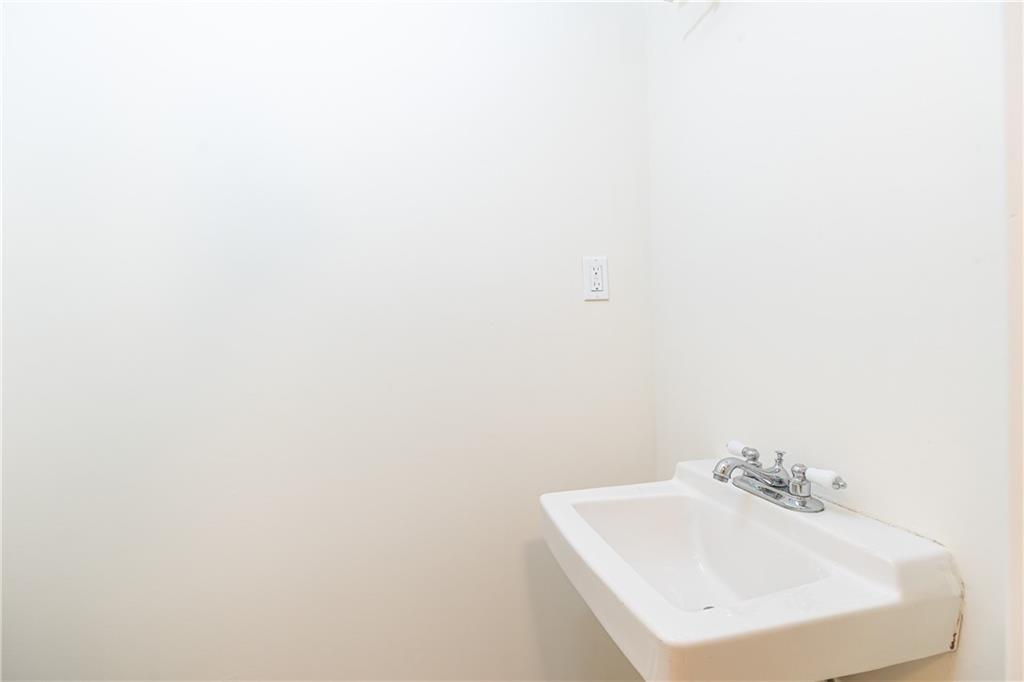 6109 Park Avenue