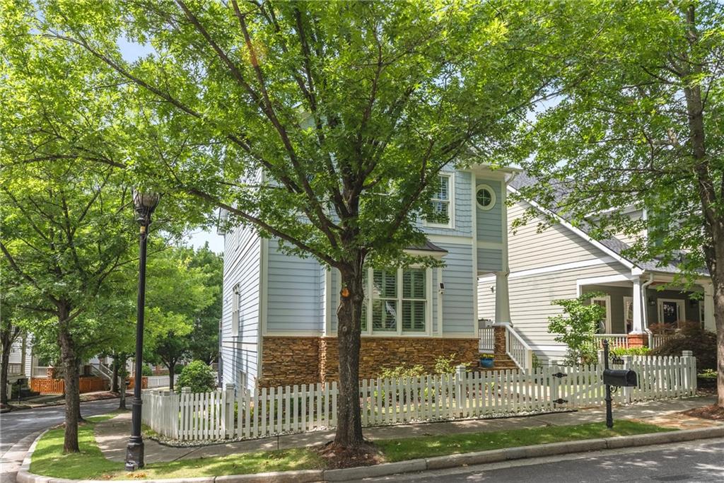 1560 Gilstrap Lane NW