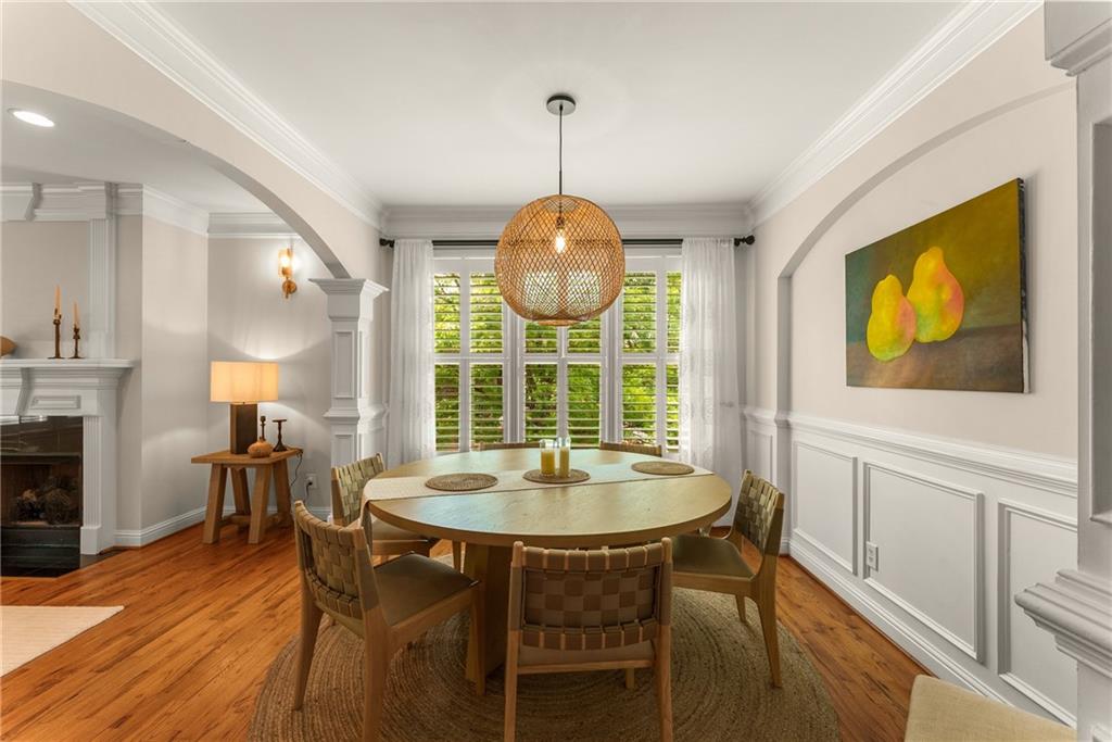 1560 Gilstrap Lane NW