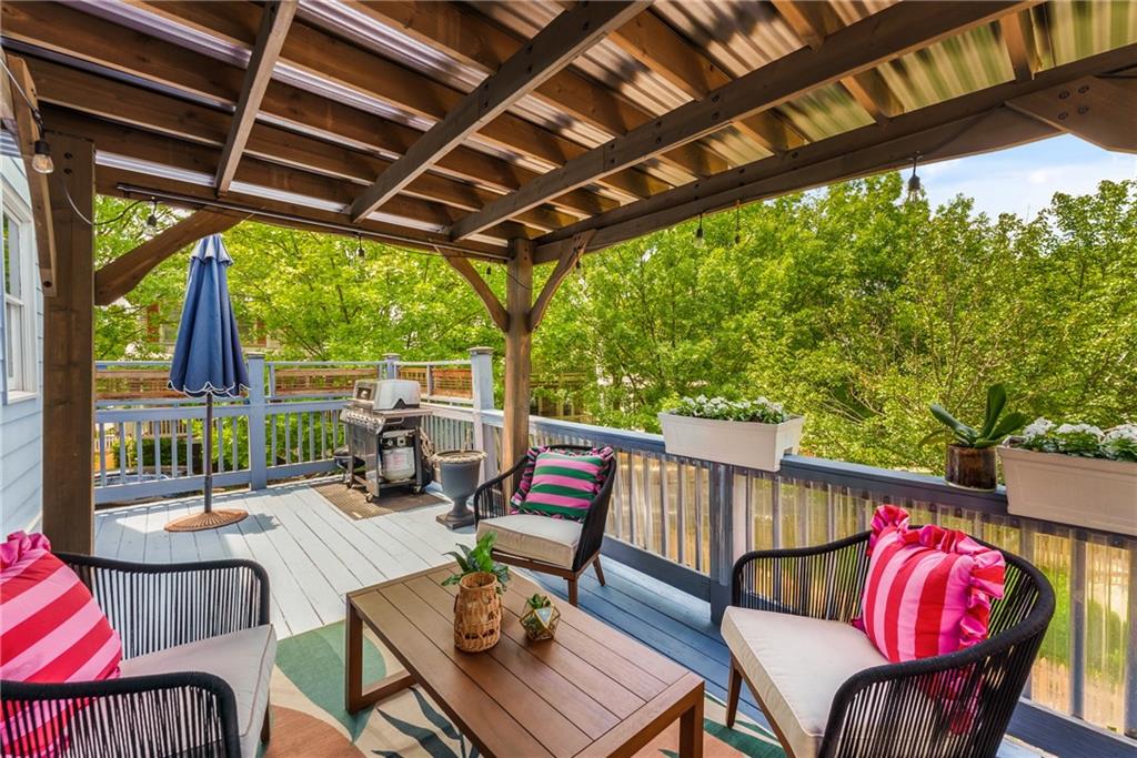 1560 Gilstrap Lane NW