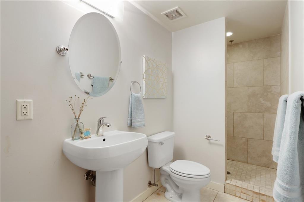 1661 La France Street NE Unit 225