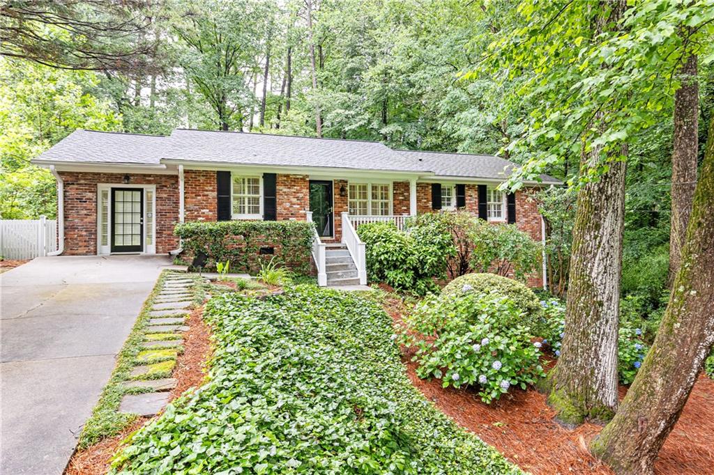 2197 Fairway Circle NE