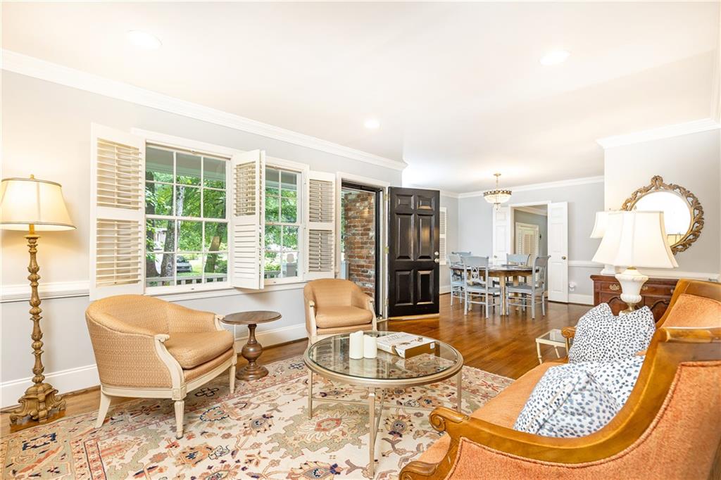 2197 Fairway Circle NE