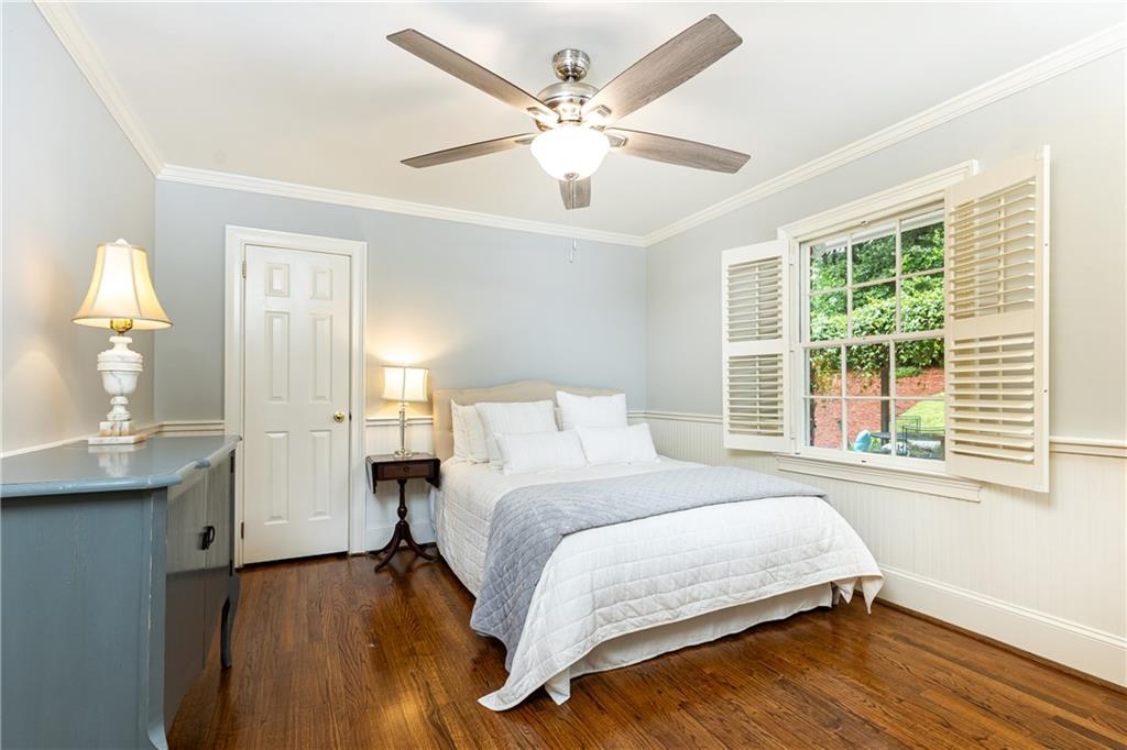 2197 Fairway Circle NE