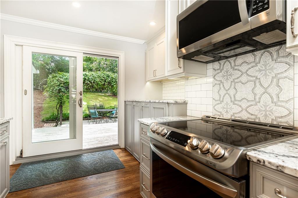 2197 Fairway Circle NE