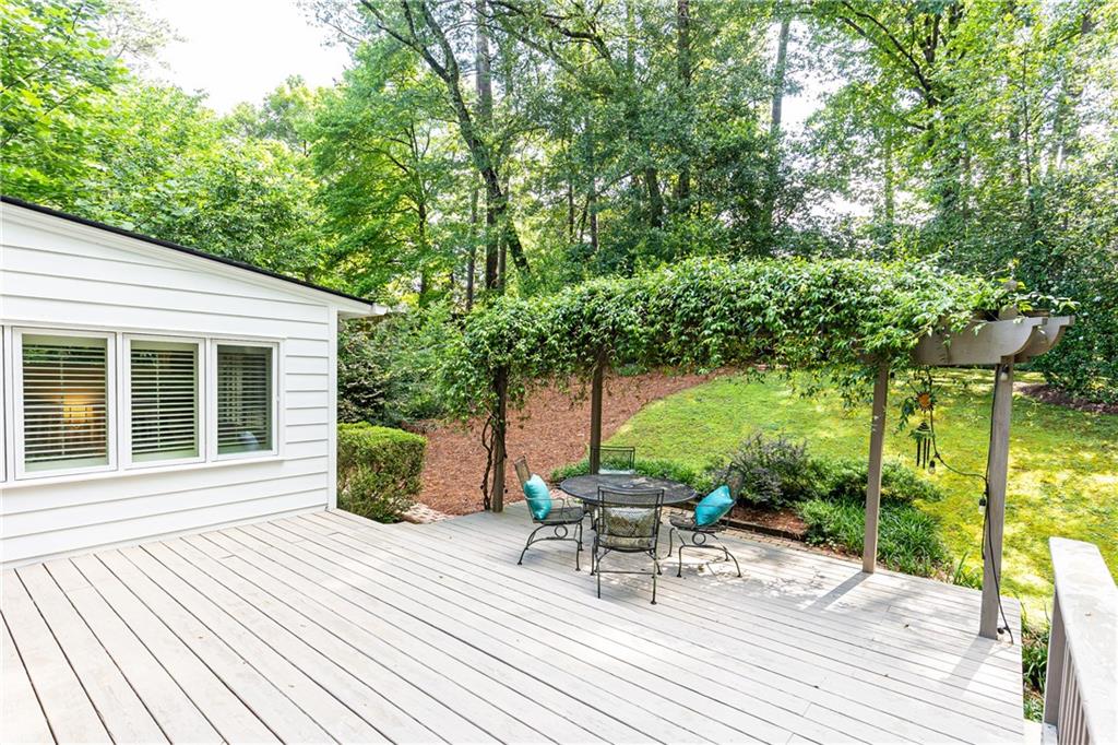 2197 Fairway Circle NE